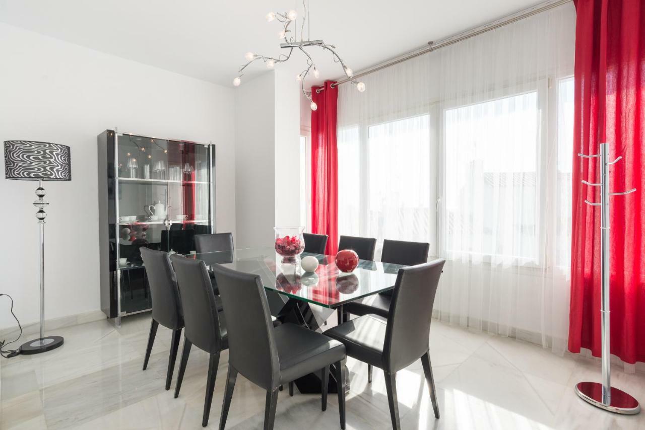 Luxury Duplex- 7 Minutes From The Beach Torremolinos Esterno foto